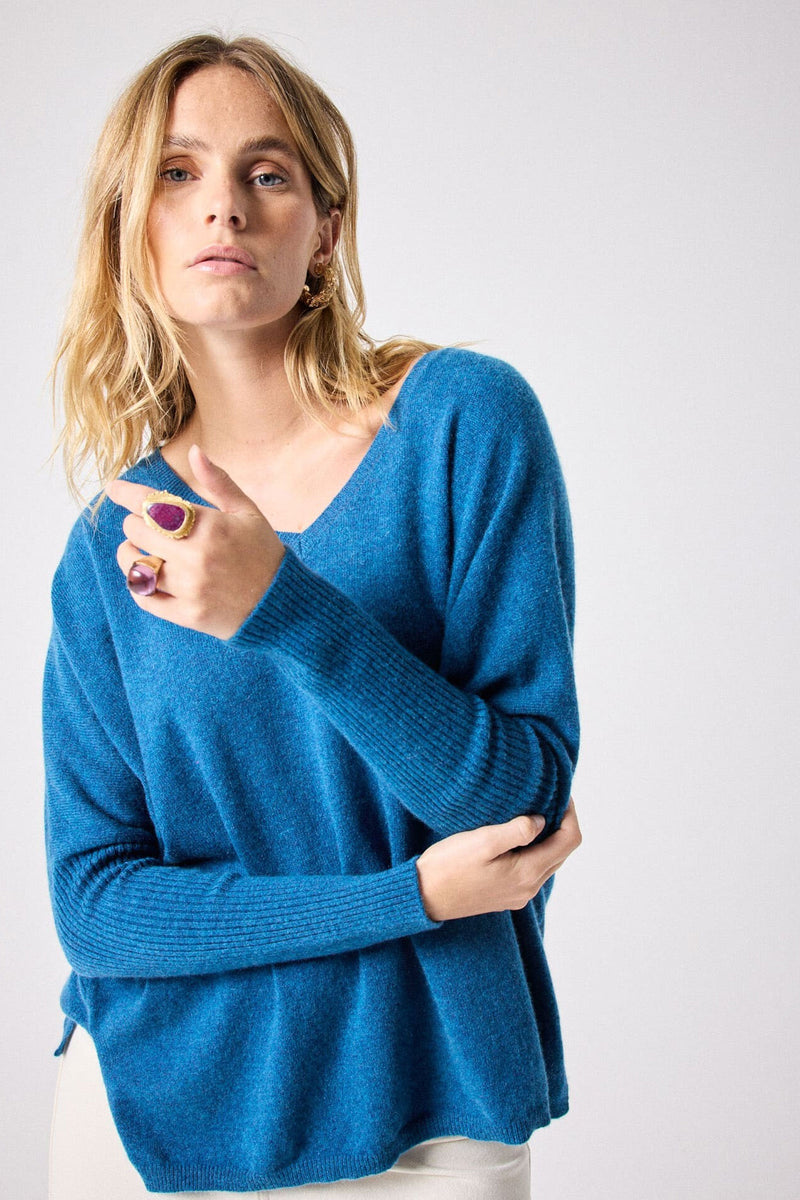 Not Shy V-Neck Poncho Faustine Sweater in Blue