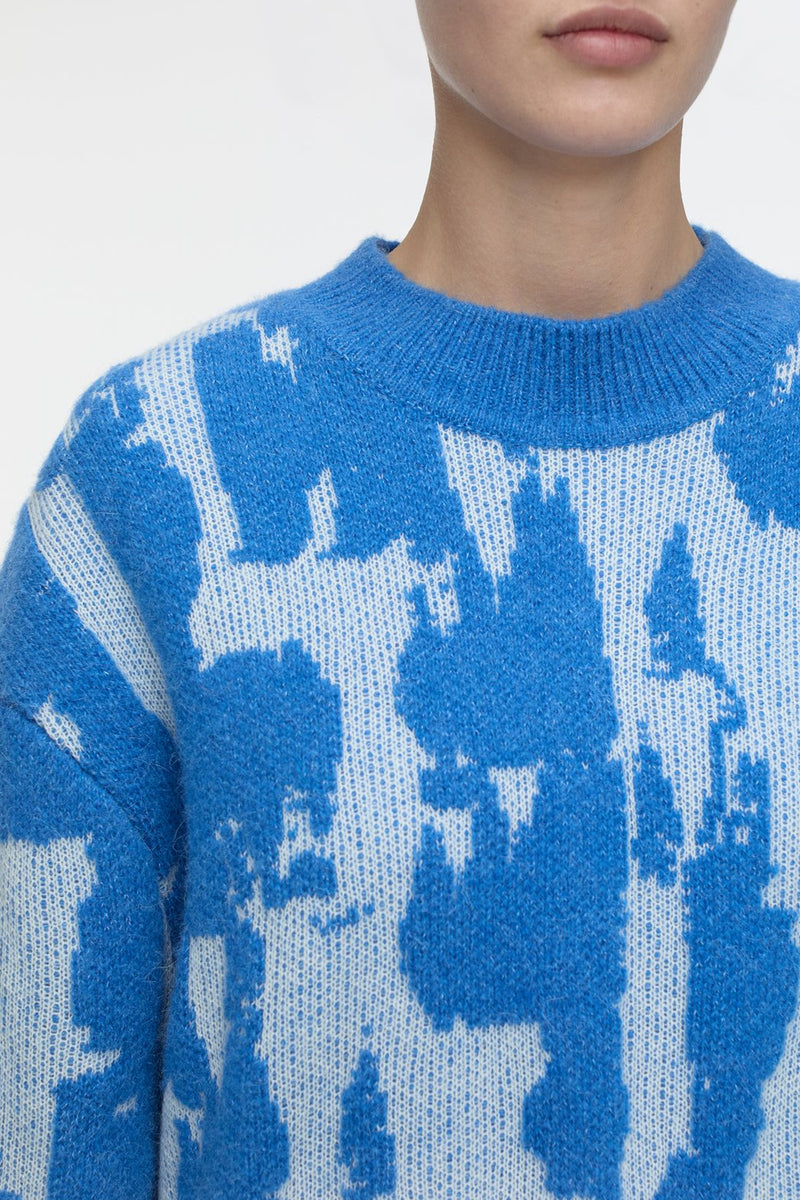 Closed Crew Neck Jacquard Sweater in Lake Blue